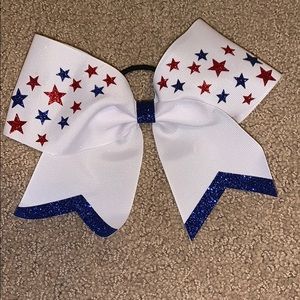 Festive Fourth of July cheer bow